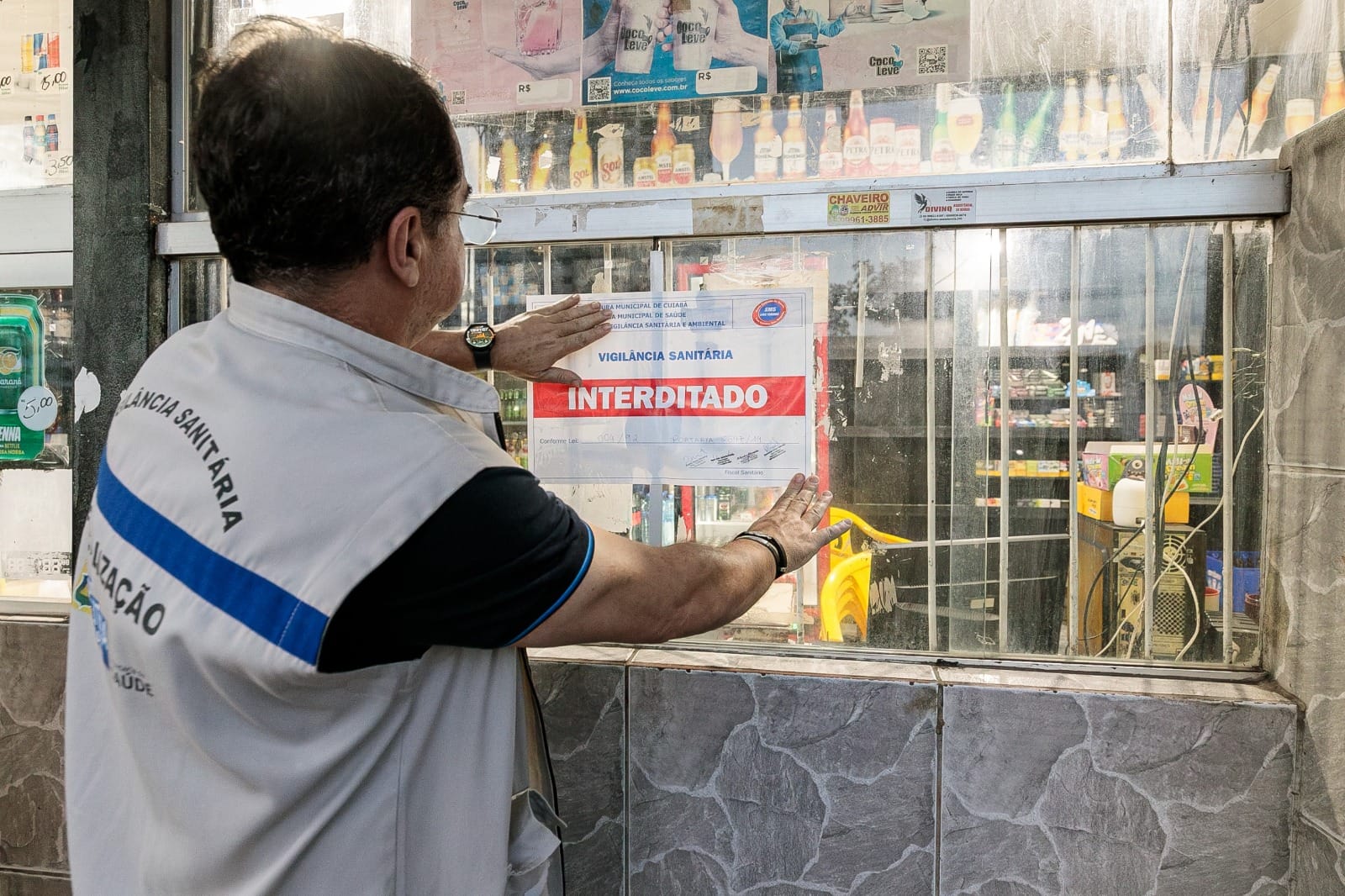 Operação em Cuiabá fecha cinco distribuidoras de bebidas por diversas irregularidades