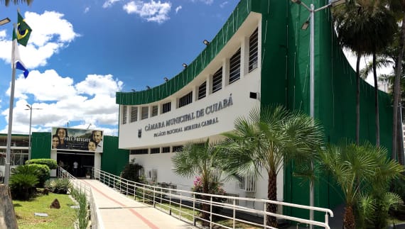 Após 10 dias, Câmara inicia substituição de vereadores afastados na Operação Perfídia