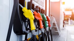 Gasolina, álcool e diesel ficam mais caros a partir deste sábado em todo o país