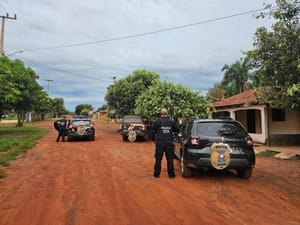 Polícia Civil cumpre mandados e prende criminosos envolvidos com tráfico de drogas