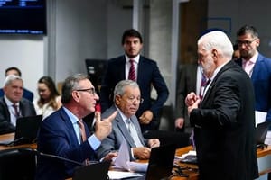 Jayme chama de "absurda" decisão de Dino sobre confisco de terras; Senado reage ao STF