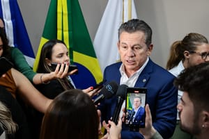 Mauro volta a cobrar leis mais duras e critica governo Lula por não classificar facções como terroristas